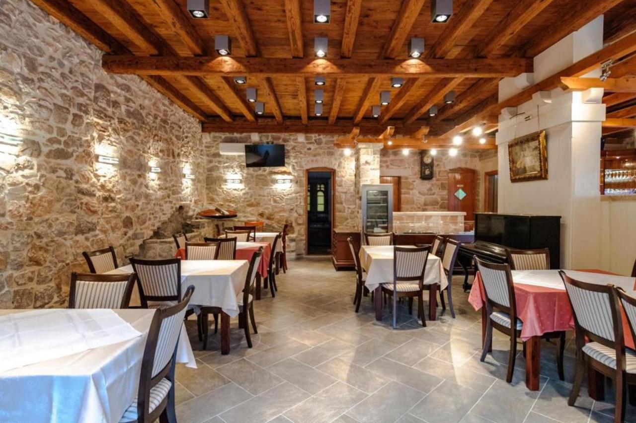 Rooms Miron - Adults Only Sumartin Esterno foto
